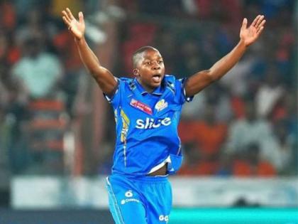 "Head up young man": MI batting coach Pollard's words of encouragement for teen South African pacer following poor IPL debut | "Head up young man": MI batting coach Pollard's words of encouragement for teen South African pacer following poor IPL debut