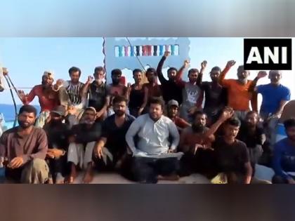 Pakistanis raise 'India Zindabad' slogan after being rescued by Indian Navy from Somali pirates | Pakistanis raise 'India Zindabad' slogan after being rescued by Indian Navy from Somali pirates Pakistanis raise 'India Zindabad' slogan after being rescued by Indian Navy from Somali pirates | Pakistanis raise 'India Zindabad' slogan after being rescued by Indian Navy from Somali pirates