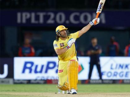 "Inspiration knows no age...": Suresh Raina lauds Dhoni's blitz against Delhi Capitals | "Inspiration knows no age...": Suresh Raina lauds Dhoni's blitz against Delhi Capitals