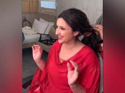 Parineeti Chopra shares BTS clip with Diljit Dosanjh and Imtiaz Ali, leaves fans excited | Parineeti Chopra shares BTS clip with Diljit Dosanjh and Imtiaz Ali, leaves fans excited Parineeti Chopra shares BTS clip with Diljit Dosanjh and Imtiaz Ali, leaves fans excited | Parineeti Chopra shares BTS clip with Diljit Dosanjh and Imtiaz Ali, leaves fans excited
