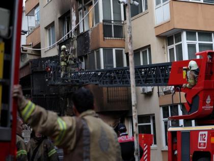 Fatal blaze engulfs Istanbul nightclub during renovation; dozens killed | Fatal blaze engulfs Istanbul nightclub during renovation; dozens killed