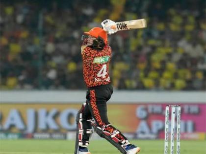 "Moments like these...": SRH's Abhishek Sharma posts heartwarming picture with mother, sister following win over CSK | "Moments like these...": SRH's Abhishek Sharma posts heartwarming picture with mother, sister following win over CSK