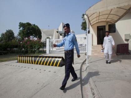 Pakistan: Lahore High Court judge receives threatening letter | Pakistan: Lahore High Court judge receives threatening letter Pakistan: Lahore High Court judge receives threatening letter | Pakistan: Lahore High Court judge receives threatening letter