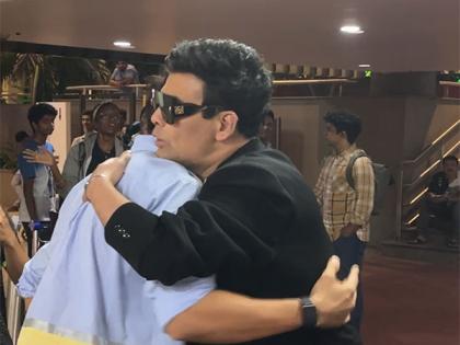 Kartik Aaryan, Karan Johar share a warm hug at airport | Kartik Aaryan, Karan Johar share a warm hug at airport Kartik Aaryan, Karan Johar share a warm hug at airport | Kartik Aaryan, Karan Johar share a warm hug at airport