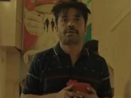 Rajpal Yadav unveils intriguing trailer of 'Kaam Chalu Hai' | Rajpal Yadav unveils intriguing trailer of 'Kaam Chalu Hai' Rajpal Yadav unveils intriguing trailer of 'Kaam Chalu Hai' | Rajpal Yadav unveils intriguing trailer of 'Kaam Chalu Hai'