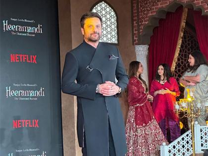 "It's been a long gap for me": Fardeen Khan gets emotional on returning to screen after 14 years with Bhansali's 'Heeramandi' | "It's been a long gap for me": Fardeen Khan gets emotional on returning to screen after 14 years with Bhansali's 'Heeramandi' "It's been a long gap for me": Fardeen Khan gets emotional on returning to screen after 14 years with Bhansali's 'Heeramandi' | "It's been a long gap for me": Fardeen Khan gets emotional on returning to screen after 14 years with Bhansali's 'Heeramandi'