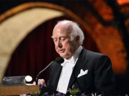 Nobel-winning physicist behind 'God' particle, Peter Higgs, passes away at 94 | Nobel-winning physicist behind 'God' particle, Peter Higgs, passes away at 94 Nobel-winning physicist behind 'God' particle, Peter Higgs, passes away at 94 | Nobel-winning physicist behind 'God' particle, Peter Higgs, passes away at 94