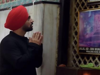 Diljit Dosanjh comes up with Eid special song, offers prayers at mosque | Diljit Dosanjh comes up with Eid special song, offers prayers at mosque Diljit Dosanjh comes up with Eid special song, offers prayers at mosque | Diljit Dosanjh comes up with Eid special song, offers prayers at mosque