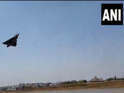 Defence Ministry issues Rs 65,000 cr tender to HAL for buying 97 LCA Mark 1A fighter jets | Defence Ministry issues Rs 65,000 cr tender to HAL for buying 97 LCA Mark 1A fighter jets
