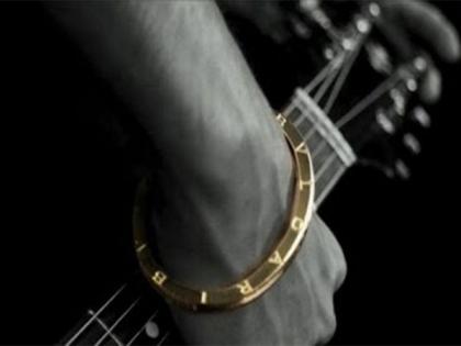 *Bollywood Star* Ayushmann Khurrana Adorns the Bulgari B.zero1 Kada Bracelet in Latest Music Video Akh Da Taara | *Bollywood Star* Ayushmann Khurrana Adorns the Bulgari B.zero1 Kada Bracelet in Latest Music Video Akh Da Taara *Bollywood Star* Ayushmann Khurrana Adorns the Bulgari B.zero1 Kada Bracelet in Latest Music Video Akh Da Taara | *Bollywood Star* Ayushmann Khurrana Adorns the Bulgari B.zero1 Kada Bracelet in Latest Music Video Akh Da Taara