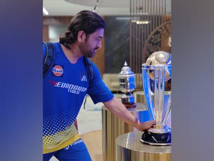 "Made for each other": MS Dhoni poses with Cricket World Cup Trophy in Mumbai | "Made for each other": MS Dhoni poses with Cricket World Cup Trophy in Mumbai