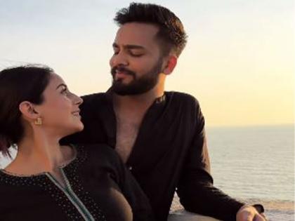 Shehnaaz Gill, Elvish Yadav collaborate for romantic reel 'Dhup Lagdi' | Shehnaaz Gill, Elvish Yadav collaborate for romantic reel 'Dhup Lagdi' Shehnaaz Gill, Elvish Yadav collaborate for romantic reel 'Dhup Lagdi' | Shehnaaz Gill, Elvish Yadav collaborate for romantic reel 'Dhup Lagdi'