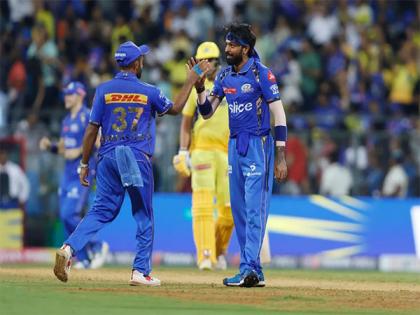 "When Hardik comes out on top, I'll sit back, watch everyone sing his praises": MI coach Pollard | "When Hardik comes out on top, I'll sit back, watch everyone sing his praises": MI coach Pollard