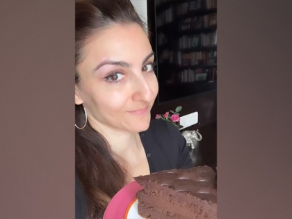 Watch: Soha Ali Khan Relishes Cake After Sweating It Out at Gym | Watch: Soha Ali Khan Relishes Cake After Sweating It Out at Gym