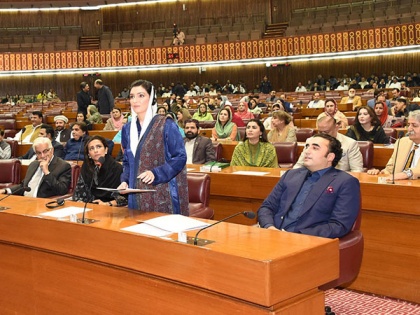 Pakistan: Aseefa Bhutto-Zardari takes oath as MNA amid opposition ruckus | Pakistan: Aseefa Bhutto-Zardari takes oath as MNA amid opposition ruckus