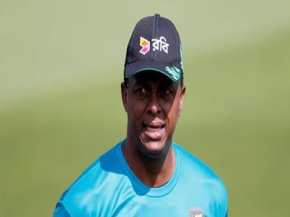 Former Windies skipper Courtney Walsh joins Zimbabwe women's team as consultant | Former Windies skipper Courtney Walsh joins Zimbabwe women's team as consultant