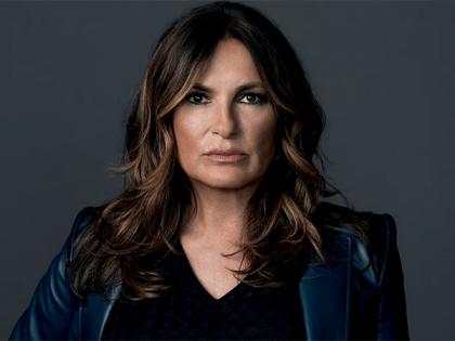 Mariska Hargitay helps lost child who mistook her for real cop on 'SVU' set | Mariska Hargitay helps lost child who mistook her for real cop on 'SVU' set Mariska Hargitay helps lost child who mistook her for real cop on 'SVU' set | Mariska Hargitay helps lost child who mistook her for real cop on 'SVU' set