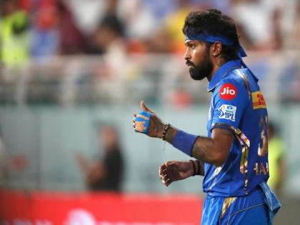 MI skipper Hardik Pandya fined Rs 12 lakh for breaching IPL Code of Conduct | MI skipper Hardik Pandya fined Rs 12 lakh for breaching IPL Code of Conduct