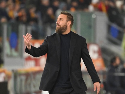 AS Roma coach Daniele De Rossi lauds Shaarawy for performance against AC Milan in UEL quarter-final | AS Roma coach Daniele De Rossi lauds Shaarawy for performance against AC Milan in UEL quarter-final