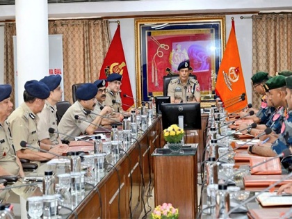 SSB DG Daljit Singh Chawdhary meets student officers of Nepal's Armed Police Force in Delhi | SSB DG Daljit Singh Chawdhary meets student officers of Nepal's Armed Police Force in Delhi