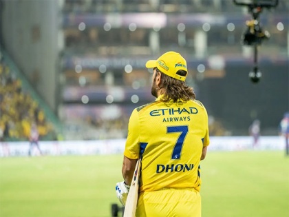 CSK coach Stephen Fleming sheds light on holding back Dhoni for final overs | CSK coach Stephen Fleming sheds light on holding back Dhoni for final overs