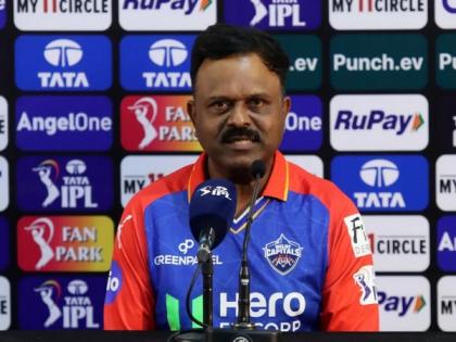 "Thought Lalit can be useful because...": DC's Pravin Amre defends decision of giving Lalit 2 overs in powerplay against SRH | "Thought Lalit can be useful because...": DC's Pravin Amre defends decision of giving Lalit 2 overs in powerplay against SRH
