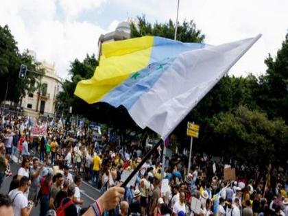 Thousands protest against over-tourism in Spain's Canary Islands | Thousands protest against over-tourism in Spain's Canary Islands Thousands protest against over-tourism in Spain's Canary Islands | Thousands protest against over-tourism in Spain's Canary Islands