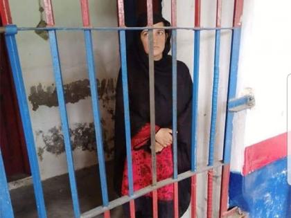 PoK activist condemns arrest of Kashmiri woman by Pak police, demands immediate release | PoK activist condemns arrest of Kashmiri woman by Pak police, demands immediate release PoK activist condemns arrest of Kashmiri woman by Pak police, demands immediate release | PoK activist condemns arrest of Kashmiri woman by Pak police, demands immediate release