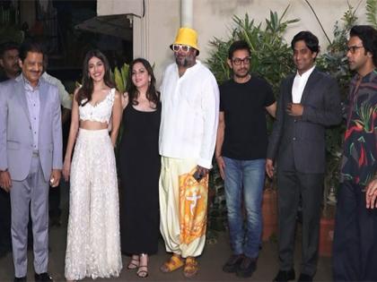 Aamir Khan launches 'Papa Kehte Hain 2.0' from RajKummar Rao's 'Srikanth' | Aamir Khan launches 'Papa Kehte Hain 2.0' from RajKummar Rao's 'Srikanth' Aamir Khan launches 'Papa Kehte Hain 2.0' from RajKummar Rao's 'Srikanth' | Aamir Khan launches 'Papa Kehte Hain 2.0' from RajKummar Rao's 'Srikanth'