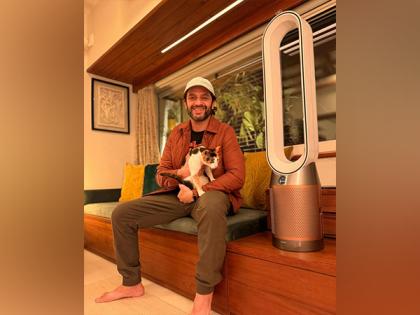 "The pain gets worse:" Actor Arjun Mathur remembers his late mom | "The pain gets worse:" Actor Arjun Mathur remembers his late mom "The pain gets worse:" Actor Arjun Mathur remembers his late mom | "The pain gets worse:" Actor Arjun Mathur remembers his late mom