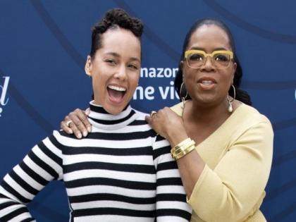 "You know it's a great show": Oprah Winfrey praises Alicia Keys' Broadway musical 'Hell's Kitchen' | "You know it's a great show": Oprah Winfrey praises Alicia Keys' Broadway musical 'Hell's Kitchen' "You know it's a great show": Oprah Winfrey praises Alicia Keys' Broadway musical 'Hell's Kitchen' | "You know it's a great show": Oprah Winfrey praises Alicia Keys' Broadway musical 'Hell's Kitchen'