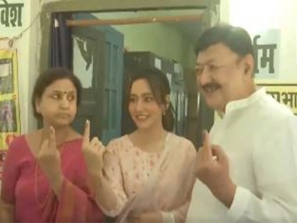 Bihar Lok Sabha Election 2024: Actor Neha Sharma Casts Vote in Father Ajeet Sharma’s Constituency Bhagalpur (See Tweet) | Bihar Lok Sabha Election 2024: Actor Neha Sharma Casts Vote in Father Ajeet Sharma’s Constituency Bhagalpur (See Tweet)