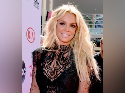Britney Spears settles legal dispute with father | Britney Spears settles legal dispute with father