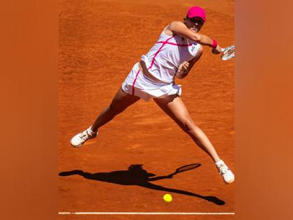 Madrid Open: Iga Swiatek destroys Sara Sorribes Tormo to seal quarterfinal spot | Madrid Open: Iga Swiatek destroys Sara Sorribes Tormo to seal quarterfinal spot Madrid Open: Iga Swiatek destroys Sara Sorribes Tormo to seal quarterfinal spot | Madrid Open: Iga Swiatek destroys Sara Sorribes Tormo to seal quarterfinal spot