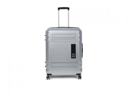 Uppercase wins the prestigious Red Dot award for its exceptionally designed suitcase "Bullet" | Uppercase wins the prestigious Red Dot award for its exceptionally designed suitcase "Bullet"