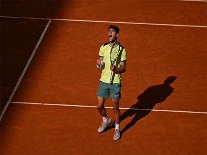 Madrid Open: Carlos Alcaraz thrills home crowd, scores win over Jan-Lennard Struff | Madrid Open: Carlos Alcaraz thrills home crowd, scores win over Jan-Lennard Struff