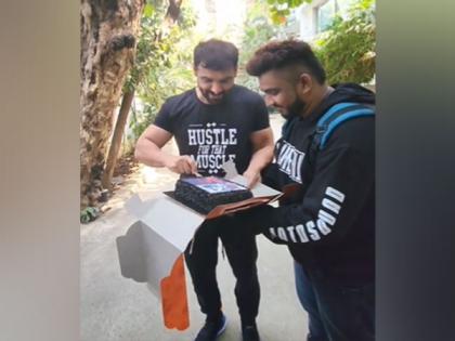 From cake cutting to shoe gifting: Inside John Abraham's special birthday surprise for fan | From cake cutting to shoe gifting: Inside John Abraham's special birthday surprise for fan From cake cutting to shoe gifting: Inside John Abraham's special birthday surprise for fan | From cake cutting to shoe gifting: Inside John Abraham's special birthday surprise for fan