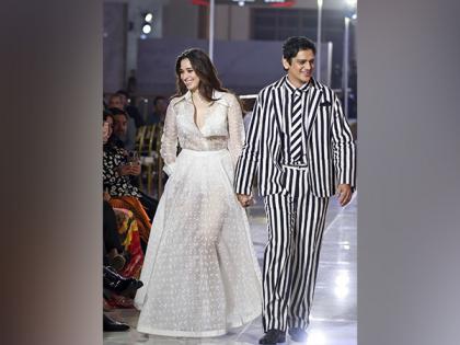 "Keep killing it": Vijay Varma gives a shout out to Tamannaah Bhatia over her film 'Aranmanai 4' | "Keep killing it": Vijay Varma gives a shout out to Tamannaah Bhatia over her film 'Aranmanai 4' "Keep killing it": Vijay Varma gives a shout out to Tamannaah Bhatia over her film 'Aranmanai 4' | "Keep killing it": Vijay Varma gives a shout out to Tamannaah Bhatia over her film 'Aranmanai 4'