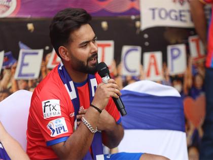 Delhi Capitals players, including skipper Pant, hold 'meet and greet' with fans | Delhi Capitals players, including skipper Pant, hold 'meet and greet' with fans