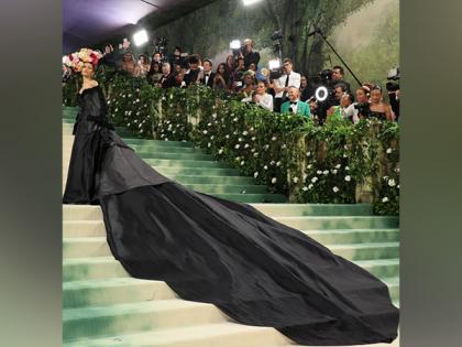 Zendaya stuns Met Gala with surprise second look in in vintage Givenchy couture | Zendaya stuns Met Gala with surprise second look in in vintage Givenchy couture