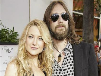 Kate Hudson opens up about her split from ex-husband Chris Robinson, says, "That was not an easy breakup..." | Kate Hudson opens up about her split from ex-husband Chris Robinson, says, "That was not an easy breakup..."