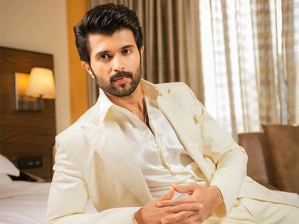 Vijay Deverakonda, Rahul Sankrityan team up again after 'Taxiwaala' | Vijay Deverakonda, Rahul Sankrityan team up again after 'Taxiwaala' Vijay Deverakonda, Rahul Sankrityan team up again after 'Taxiwaala' | Vijay Deverakonda, Rahul Sankrityan team up again after 'Taxiwaala'