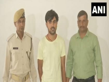 College student enters ground to meet Dhoni during IPL match in Ahmedabad, arrested | College student enters ground to meet Dhoni during IPL match in Ahmedabad, arrested