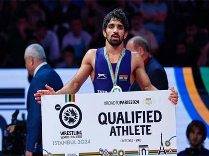 Wrestler Aman Sehrawat seals Paris 2024 Olympics quota for India; Deepak Punia crashes out | Wrestler Aman Sehrawat seals Paris 2024 Olympics quota for India; Deepak Punia crashes out Wrestler Aman Sehrawat seals Paris 2024 Olympics quota for India; Deepak Punia crashes out | Wrestler Aman Sehrawat seals Paris 2024 Olympics quota for India; Deepak Punia crashes out