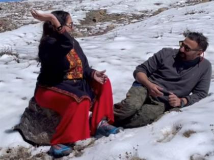 Mother's Day: Sunny Deol gives a glimpse of his mom's playful side | Mother's Day: Sunny Deol gives a glimpse of his mom's playful side Mother's Day: Sunny Deol gives a glimpse of his mom's playful side | Mother's Day: Sunny Deol gives a glimpse of his mom's playful side