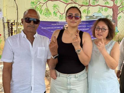 LS polls: Shuttler Jwala Gutta casts vote with family in Hyderabad | LS polls: Shuttler Jwala Gutta casts vote with family in Hyderabad