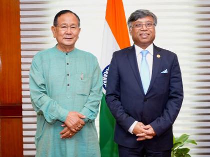 MoS Rajkumar Singh receives SAARC Secy-General on his inaugural visit to India | MoS Rajkumar Singh receives SAARC Secy-General on his inaugural visit to India MoS Rajkumar Singh receives SAARC Secy-General on his inaugural visit to India | MoS Rajkumar Singh receives SAARC Secy-General on his inaugural visit to India