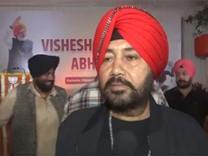 "Public is with him...": Singer Daler Mehndi praises PM Modi's efforts for Sikh community | "Public is with him...": Singer Daler Mehndi praises PM Modi's efforts for Sikh community "Public is with him...": Singer Daler Mehndi praises PM Modi's efforts for Sikh community | "Public is with him...": Singer Daler Mehndi praises PM Modi's efforts for Sikh community
