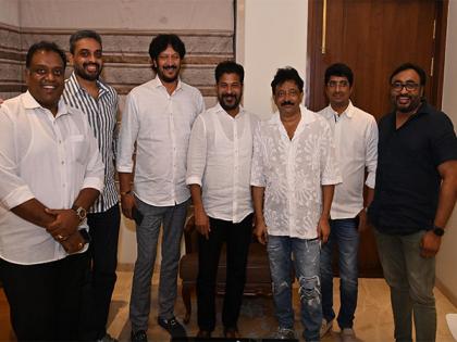 Telangana CM Revanth Reddy meets filmmakers Ram Gopal Varma, Anil Ravipudi, Harish Shankar | Telangana CM Revanth Reddy meets filmmakers Ram Gopal Varma, Anil Ravipudi, Harish Shankar