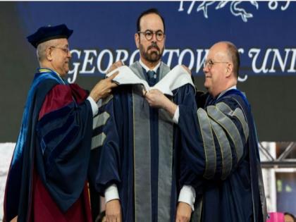 Mohammad Al Gergawi awarded honorary Doctorate at Georgetown University | Mohammad Al Gergawi awarded honorary Doctorate at Georgetown University